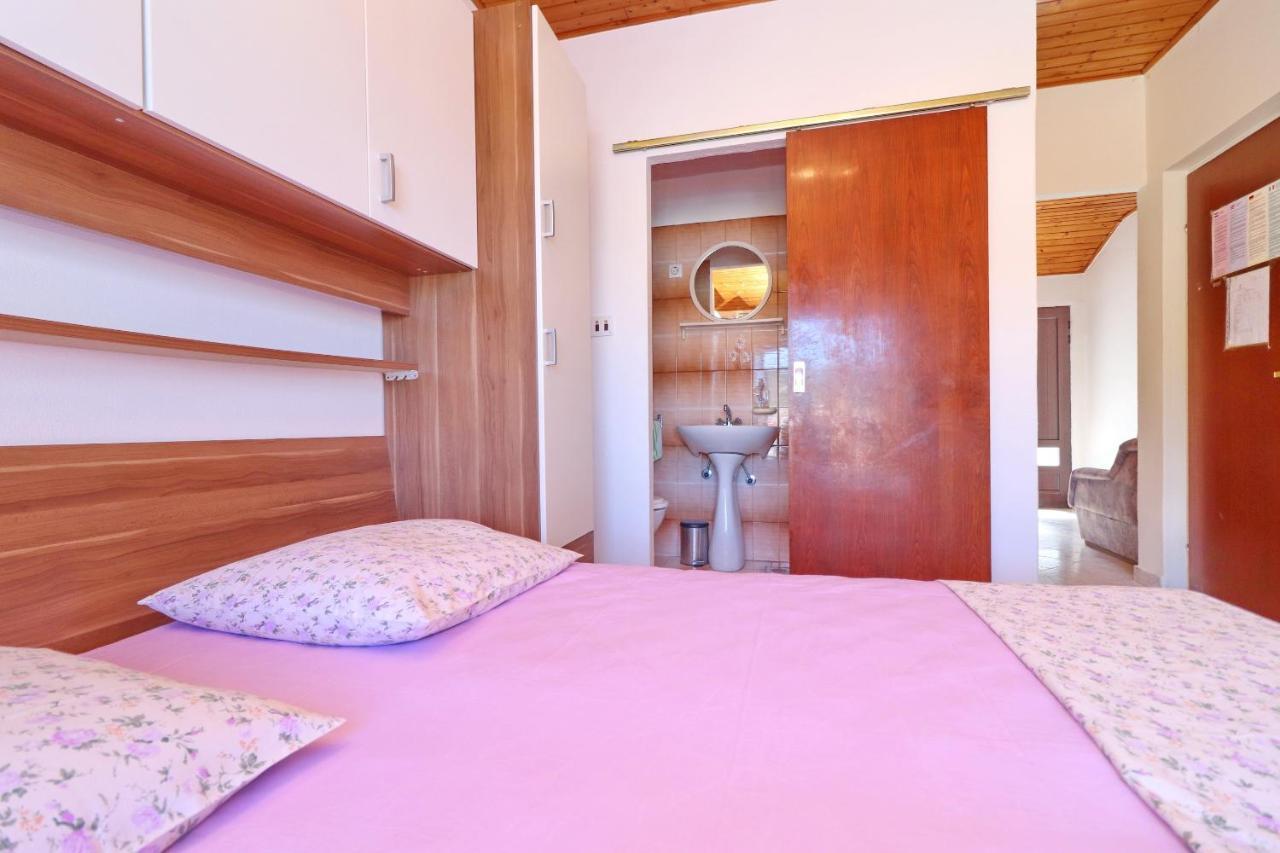 Apartments Peselj Smokvica  エクステリア 写真