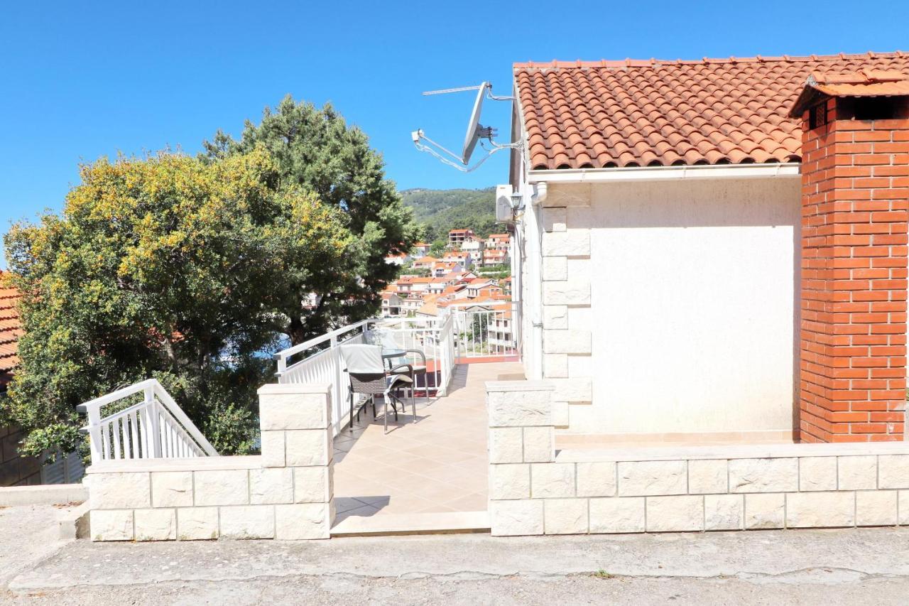 Apartments Peselj Smokvica  エクステリア 写真