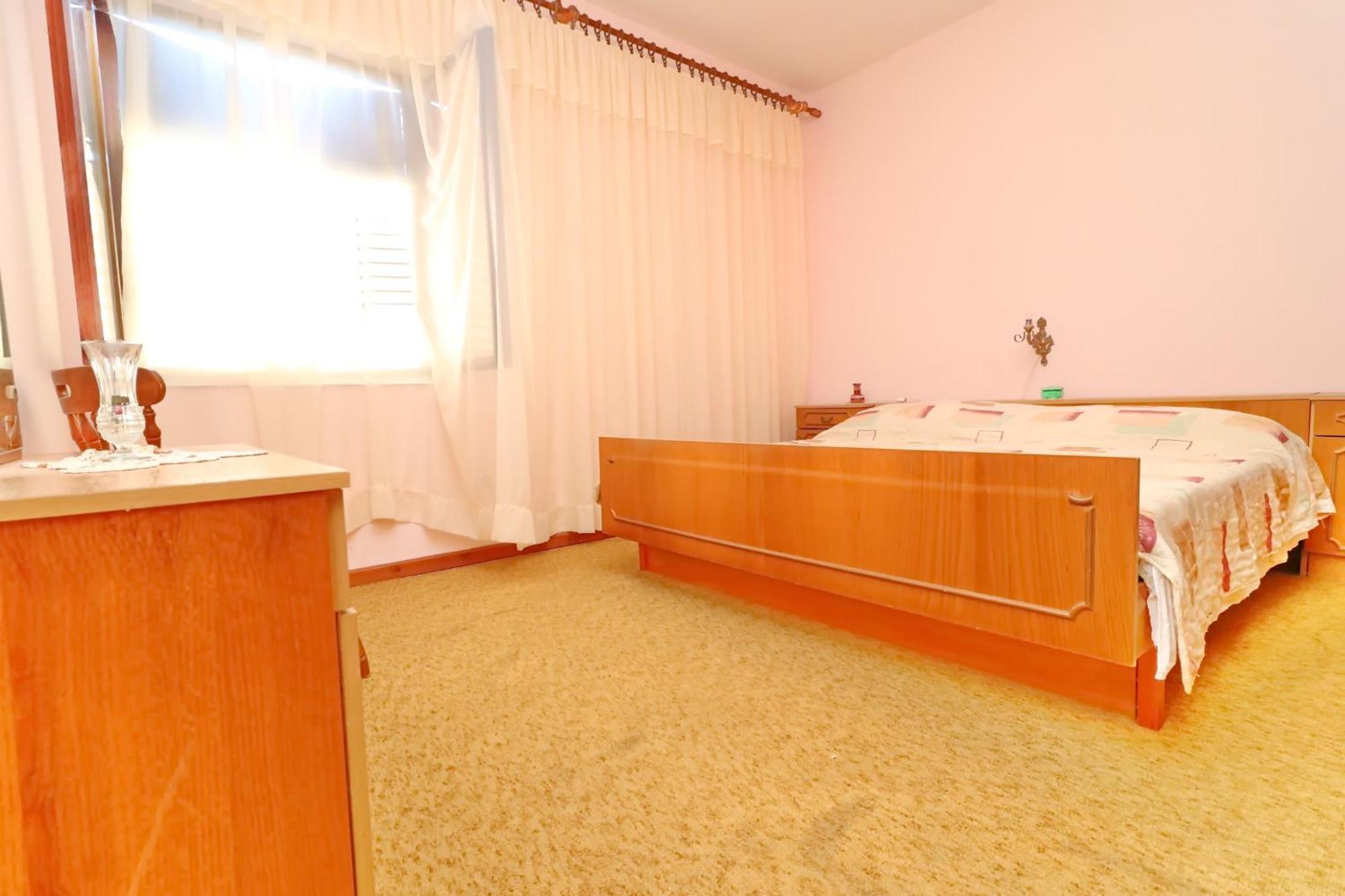 Apartments Peselj Smokvica  部屋 写真